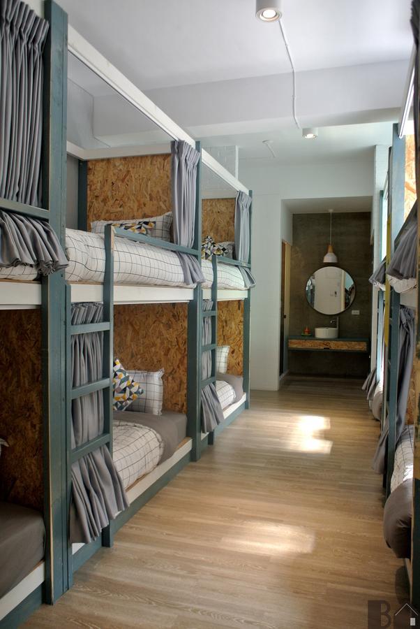 Bobooks Hostel Chiayi City Exterior photo